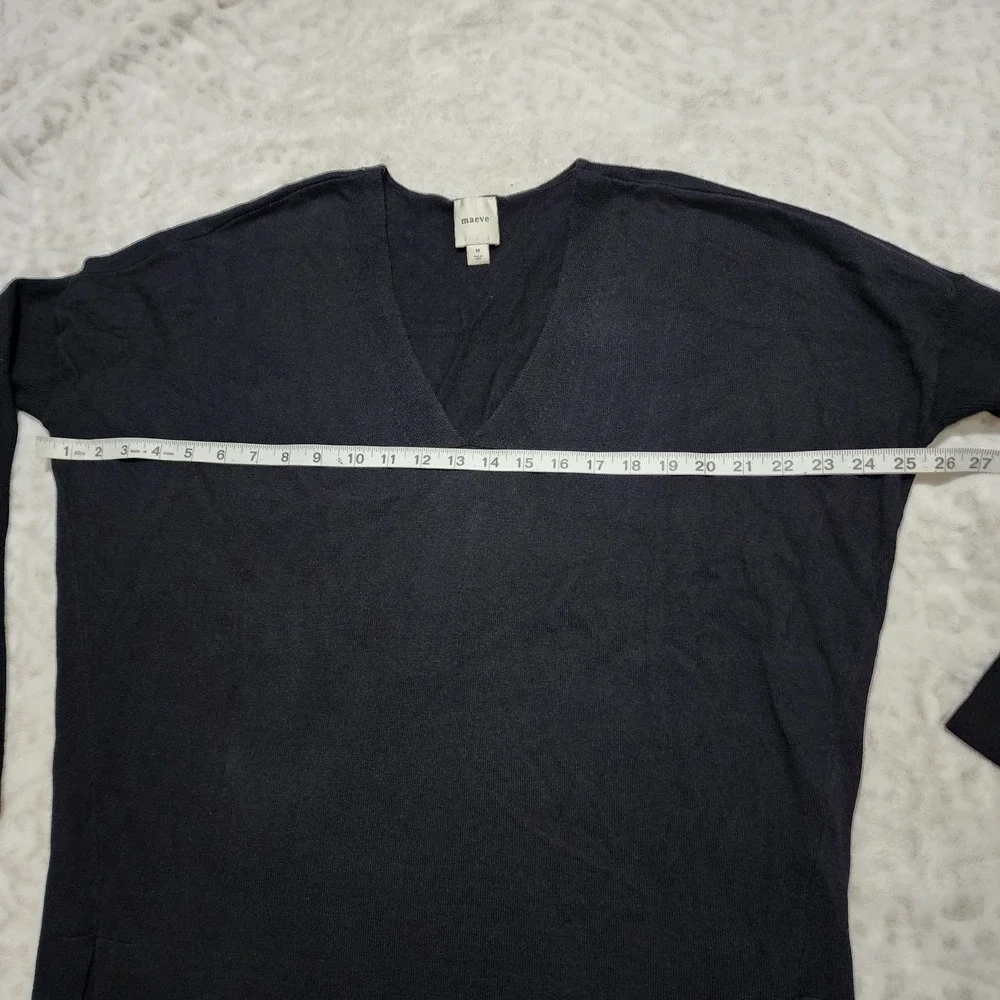 Maeve By Anthropologie V-Neck Pullover Sweater Black Side Slits  Size M
